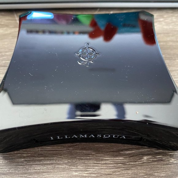 Illamasqua Quad Eyeshadow Palette - Picture 3 of 4